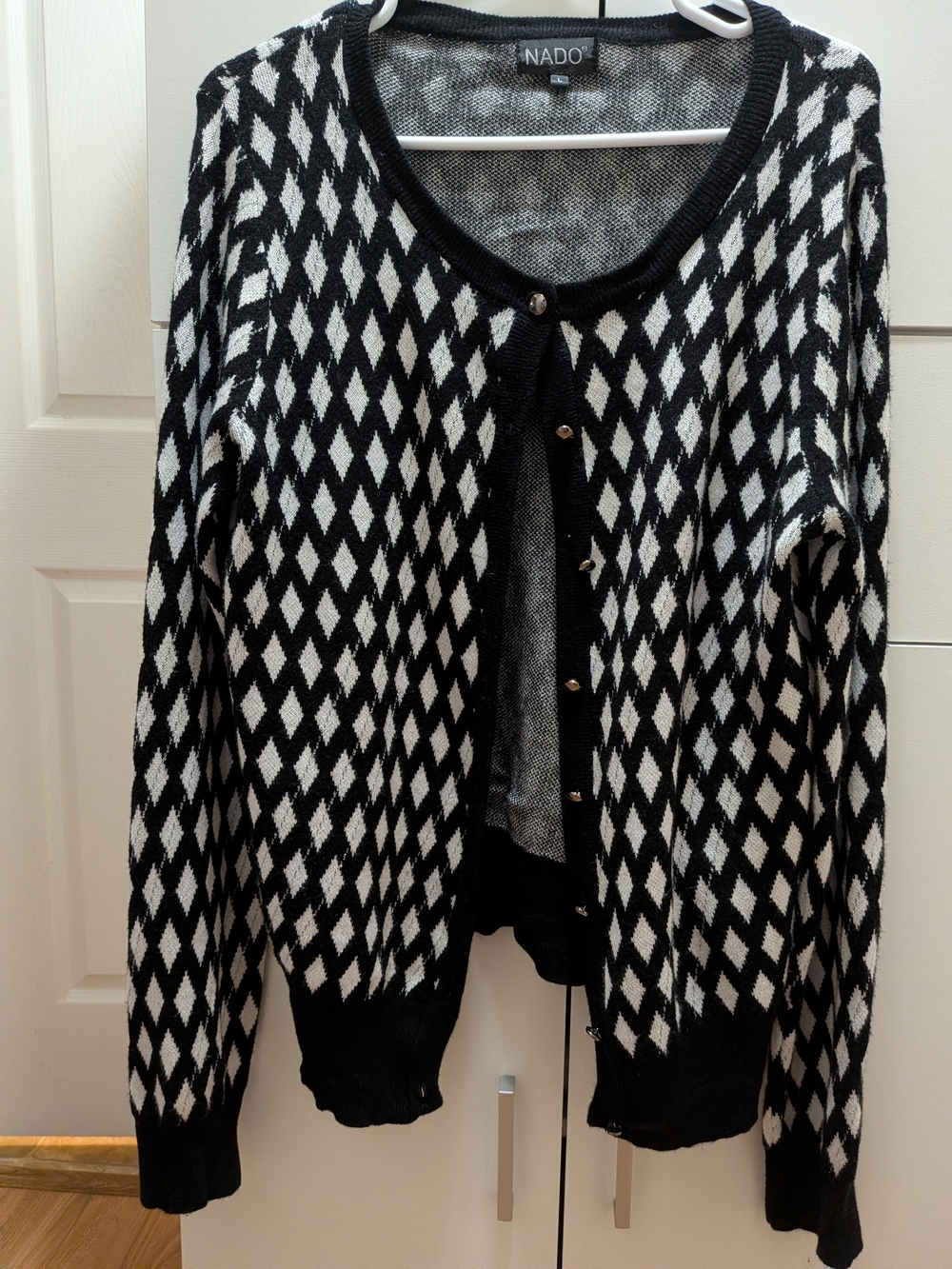 Black & White Diamond-Print Cardigan